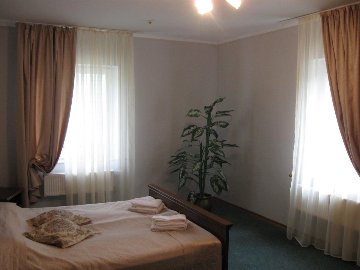 Hotel Mirage Sudovaya Vishnya Room photo